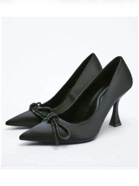 Zara Black Embellished Bow Heels Sz 7.5 NWT